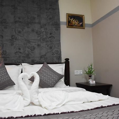 Nanda Garden Hotel Баган Екстериор снимка